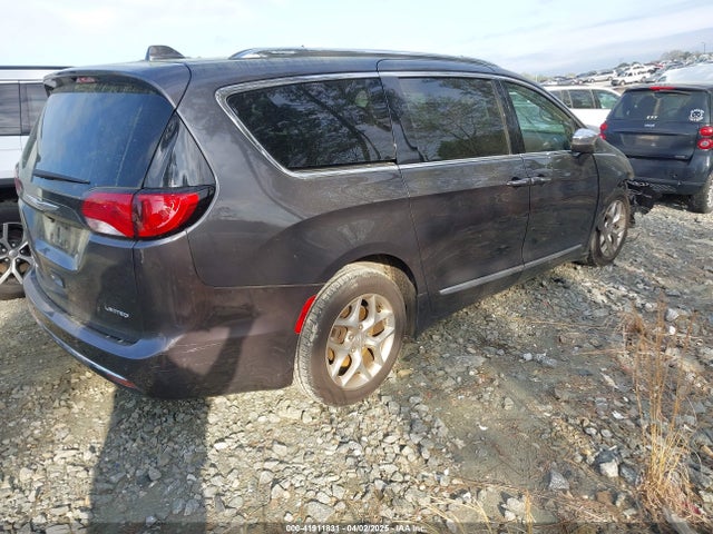 2C4RC1GG7HR822142 Chrysler Pacifica Limited