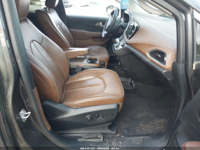2C4RC1GG7HR822142 Chrysler Pacifica Limited