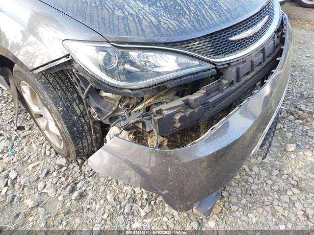2C4RC1GG7HR822142 Chrysler Pacifica Limited