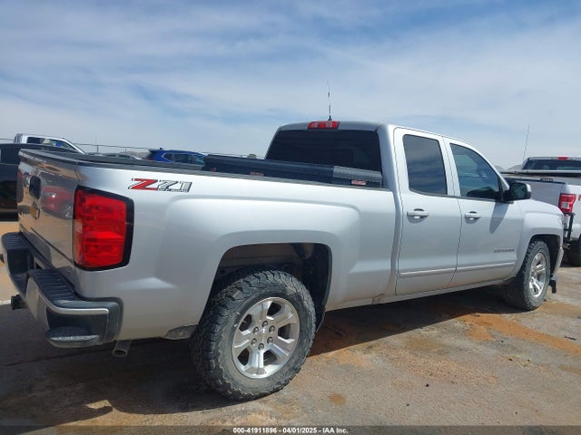 1GCVKREC9JZ379536 Chevrolet Silverado 1500 2lt