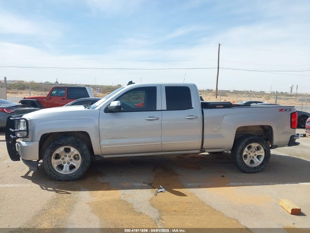 1GCVKREC9JZ379536 Chevrolet Silverado 1500 2lt