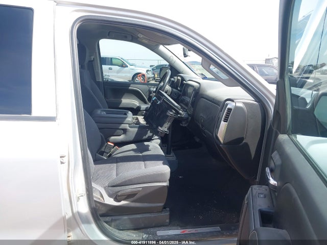 1GCVKREC9JZ379536 Chevrolet Silverado 1500 2lt