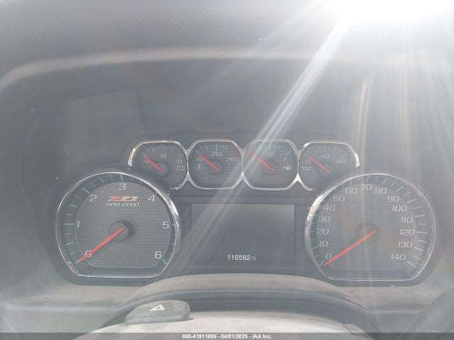 1GCVKREC9JZ379536 Chevrolet Silverado 1500 2lt