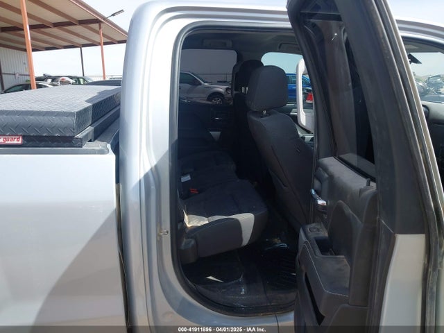 1GCVKREC9JZ379536 Chevrolet Silverado 1500 2lt