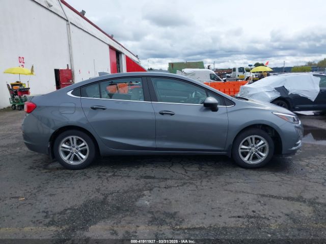 1G1BE5SM5J7131675 Chevrolet Cruze Lt Auto