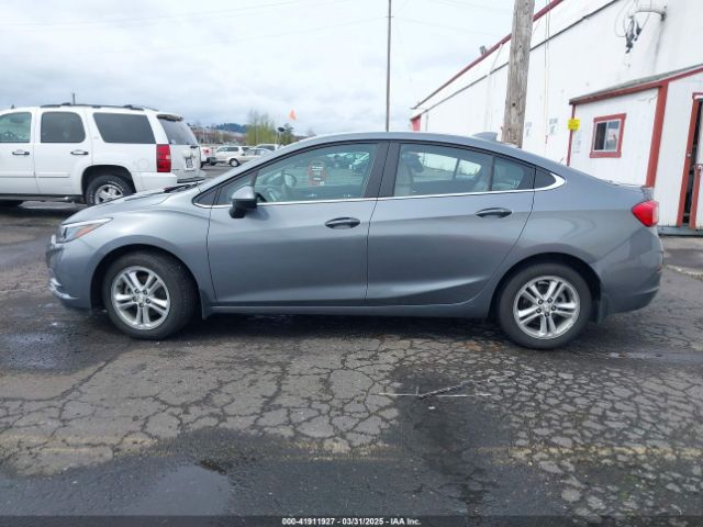 1G1BE5SM5J7131675 Chevrolet Cruze Lt Auto