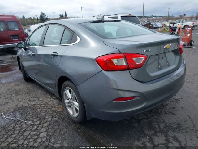 1G1BE5SM5J7131675 Chevrolet Cruze Lt Auto