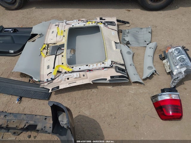 JTMCY7AJ5K4079361 Toyota Land Cruiser V8