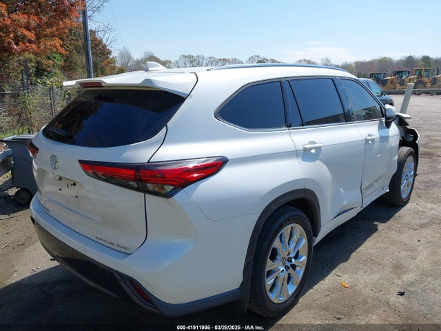 5TDDZRBH1LS007684 Toyota Highlander Limited