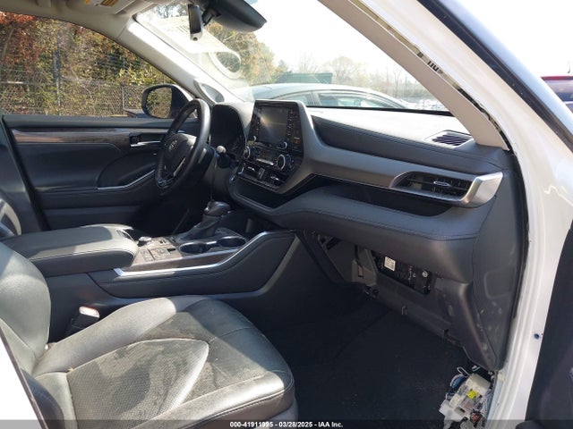 5TDDZRBH1LS007684 Toyota Highlander Limited