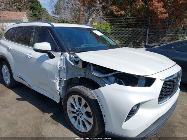 5TDDZRBH1LS007684 Toyota Highlander Limited