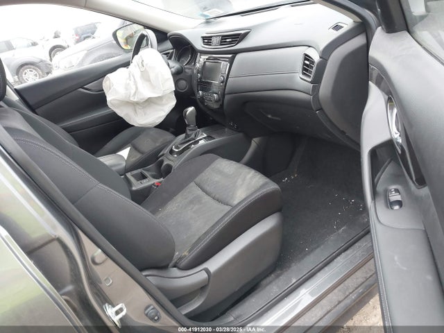 JN8AT2MV8KW374714 Nissan ROGUE SV