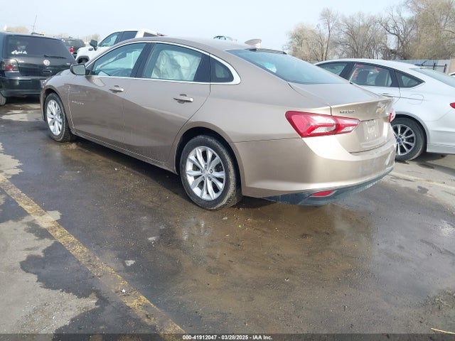1G1ZD5STXKF143465 Chevrolet MALIBU LT