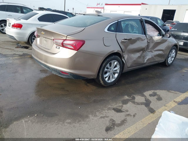 1G1ZD5STXKF143465 Chevrolet MALIBU LT