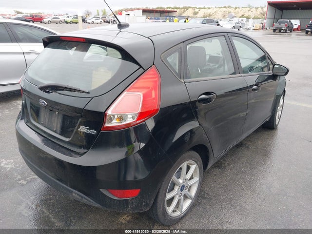 Ford FIESTA SE 2019 3FADP4EJ3KM138059 Image 4