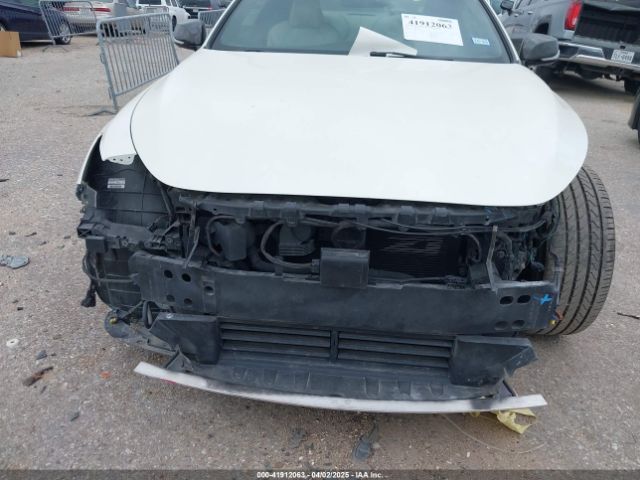 JN1FV7EK8HM610878 Infiniti Q60 3.0t Red Sport 400