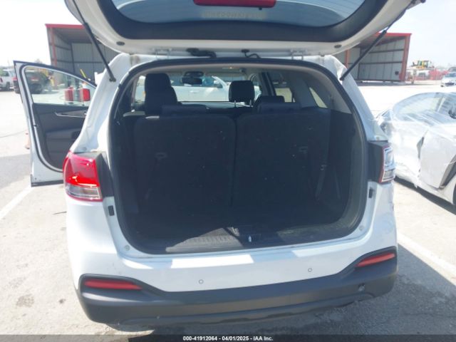 5XYPGDA33HG273739 KIA Sorento 2.4l Lx