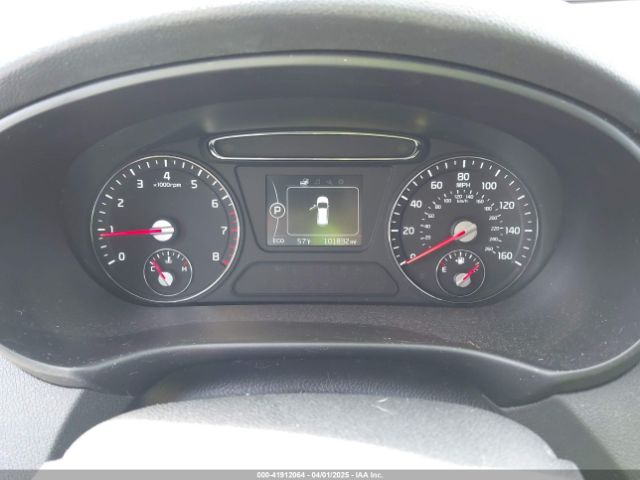 5XYPGDA33HG273739 KIA Sorento 2.4l Lx