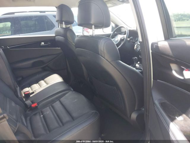 5XYPGDA33HG273739 KIA Sorento 2.4l Lx