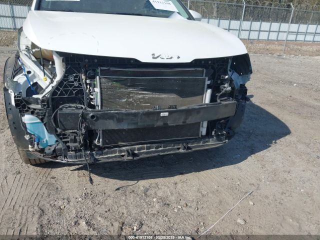 KNDPU3AFXP7041776 KIA Sportage Lx