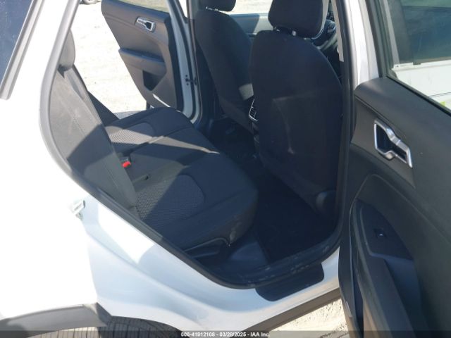 KNDPU3AFXP7041776 KIA Sportage Lx
