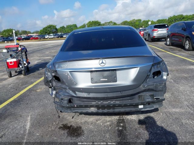 WDDZF4JB4HA120585 Mercedes-Benz E 300