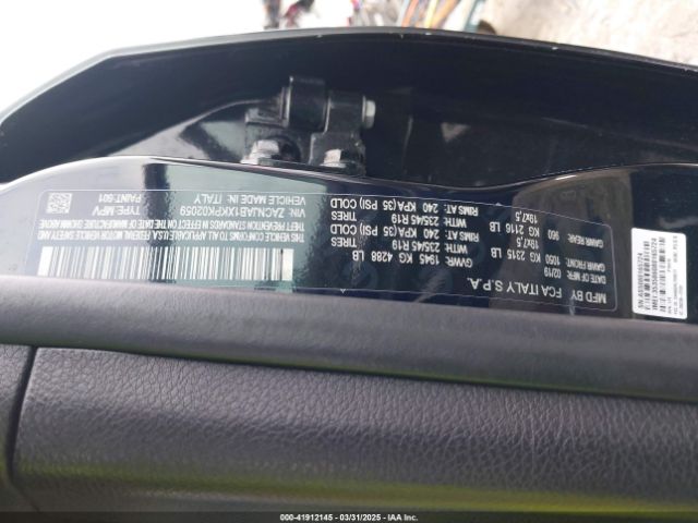 ZACNJAB1XKPK02059 Jeep Renegade Limited Fwd