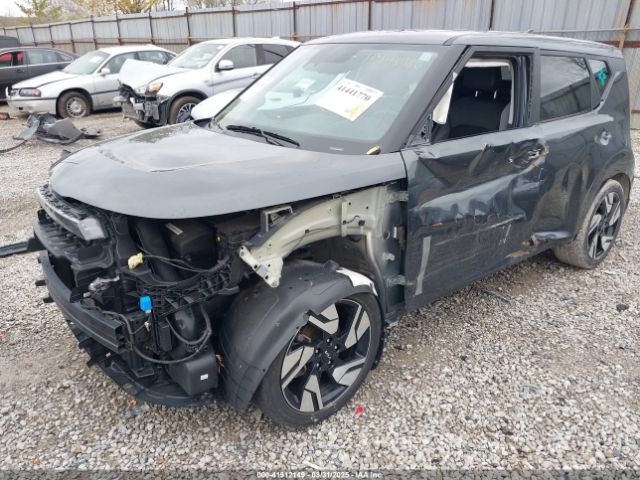 KNDJ53AU1P7890583 KIA Soul Gt-line