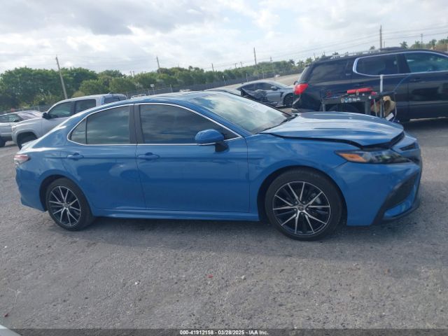 4T1G11AK3RU241571 Toyota CAMRY SE