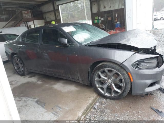 2C3CDXHG8FH848115 Dodge Charger Sxt