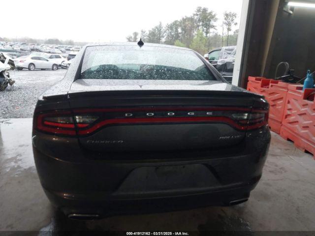 2C3CDXHG8FH848115 Dodge Charger Sxt
