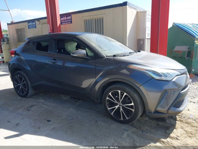 NMTKHMBX4MR120064 Toyota C-HR LE