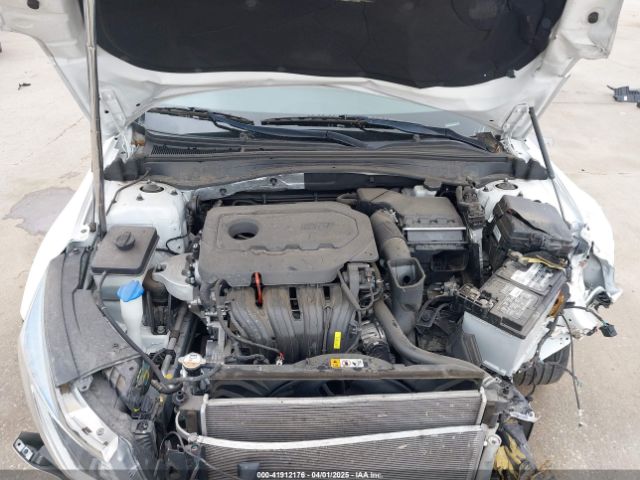 2016 KIA OPTIMA 5XXGU4L32GG056773 Photo 9