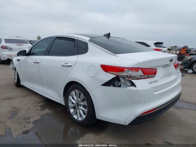 2016 KIA OPTIMA 5XXGU4L32GG056773 Photo 2