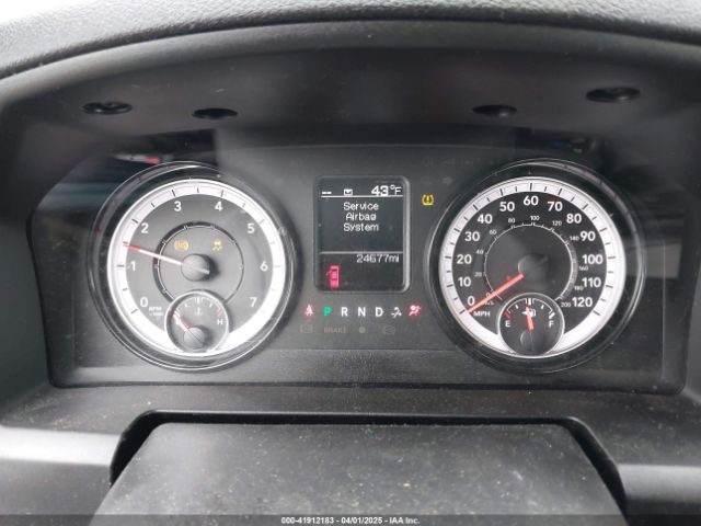 1C6RR7GG9MS523589 RAM 1500 Classic Warlock  4x4 6'4 Box
