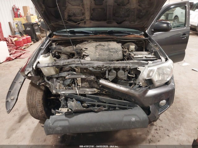 5TFJU4GN5FX084950 Toyota Tacoma Prerunner V6