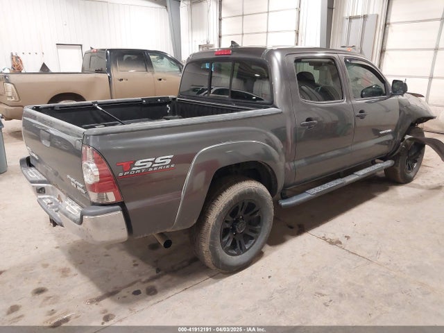 5TFJU4GN5FX084950 Toyota Tacoma Prerunner V6