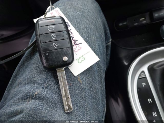KNDJN2A29J7572730 KIA Soul