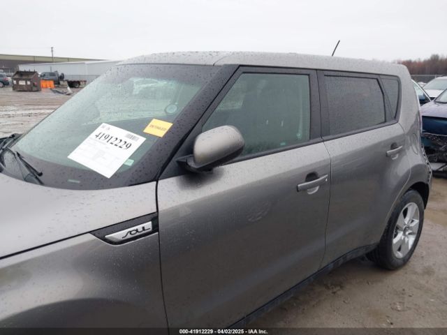 KNDJN2A29J7572730 KIA Soul