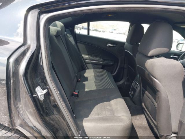 2C3CDXJG2EH184239 Dodge Charger Sxt