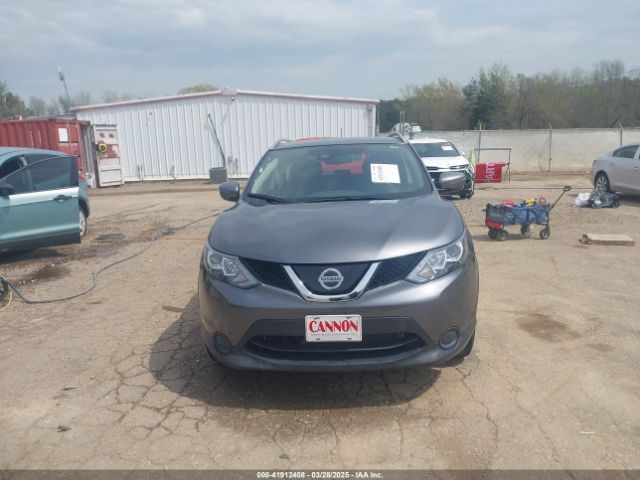 JN1BJ1CP2KW217072 Nissan Rogue Sport Sv