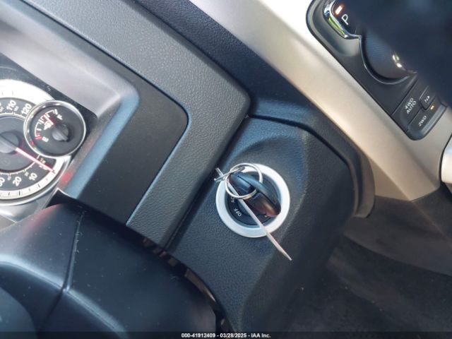 2018 RAM 1500 1C6RR7LT4JS152047 Photo 10