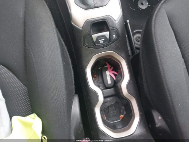ZACCJBBB9HPG33672 Jeep Renegade Latitude 4x4