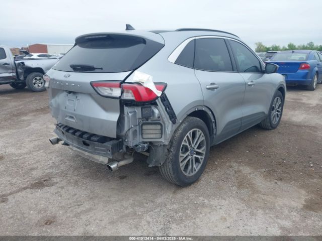 1FMCU0H68NUB12017 Ford ESCAPE SEL