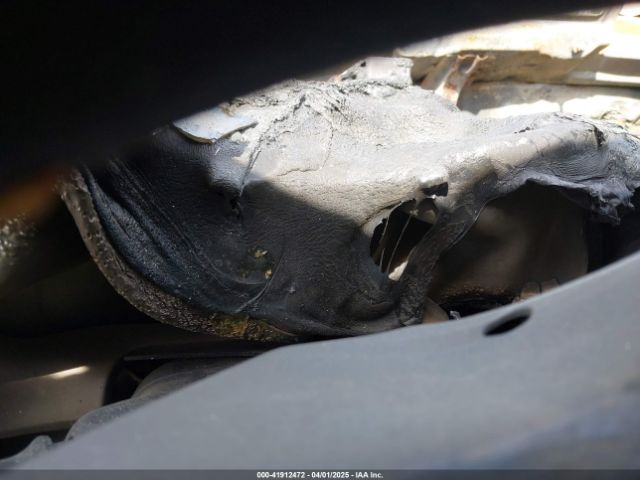 JTMWFREV6FJ028695 Toyota Rav4 Xle