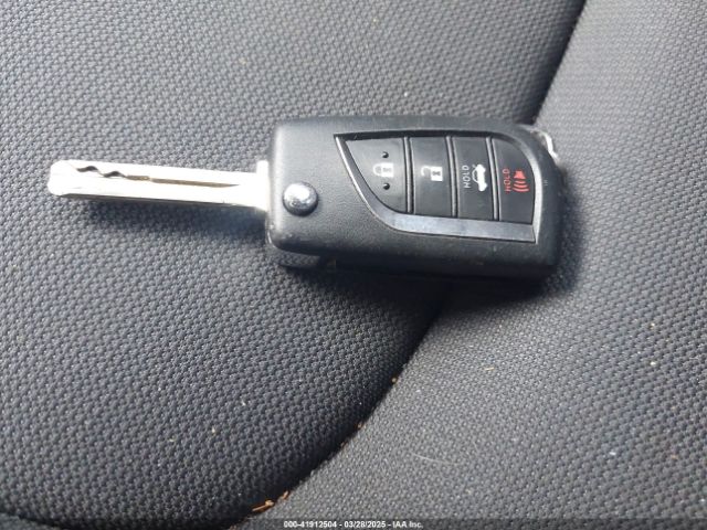 JTDEPMAE7NJ227819 Toyota COROLLA LE