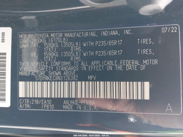 5TDYRKEC8NS126392 Toyota SIENNA XLE