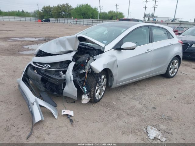 KMHD35LH8EU171940 Hyundai Elantra Gt Base W/blue
