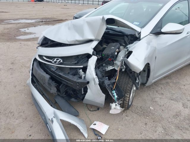 KMHD35LH8EU171940 Hyundai Elantra Gt Base W/blue