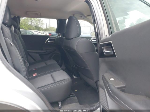 JA4J3TA8XNZ015216 Mitsubishi Outlander Es 2.5 2wd